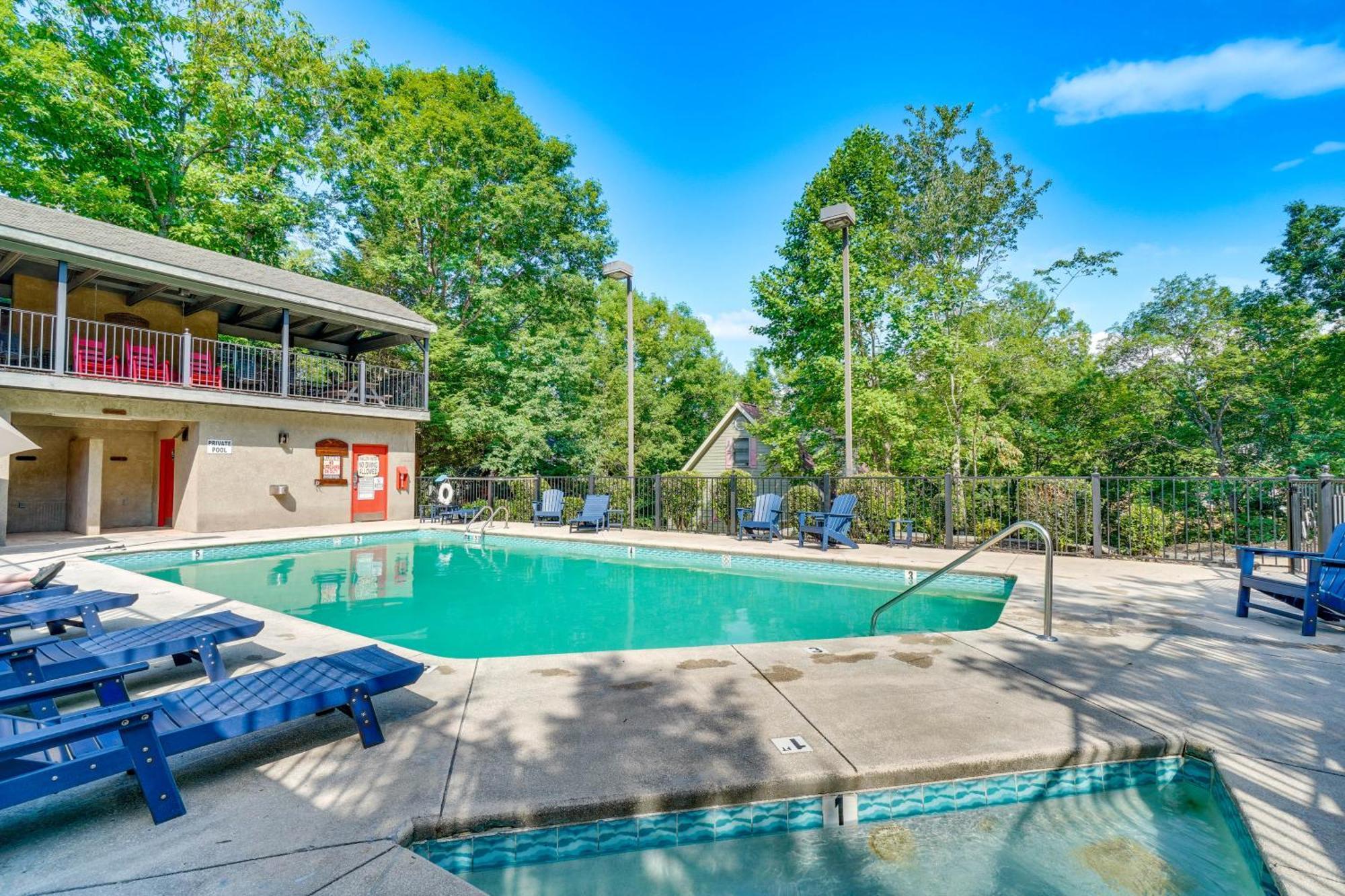 Smoky Mountain Cabin With Deck And Hot Tub! Pigeon Forge Ngoại thất bức ảnh